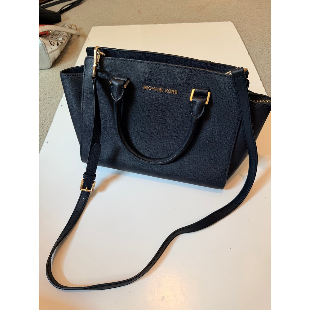 Michael Kors Satchel Women Medium Black Selma Saffiano Leather Crossbody Bag - Picture 2 of 8
